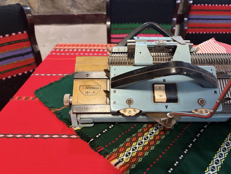 Двубърдова чешка плетачна машина - dopleta 382/191АБ