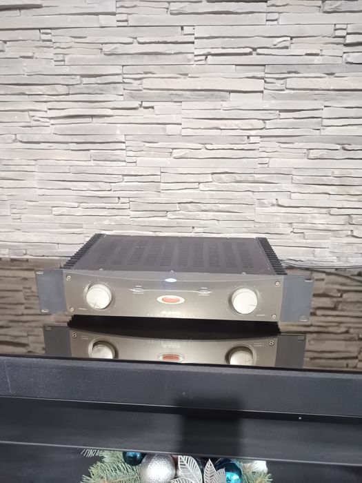 Amplificator Alesis RA 150