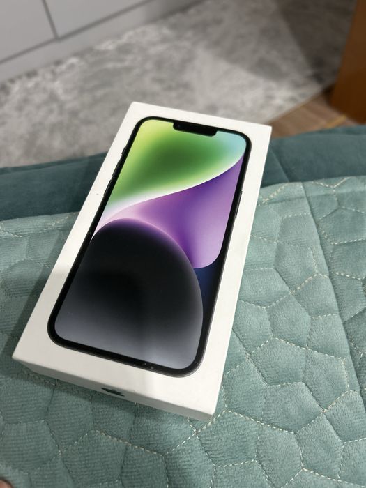 Айфон 14 в хорошем состояние