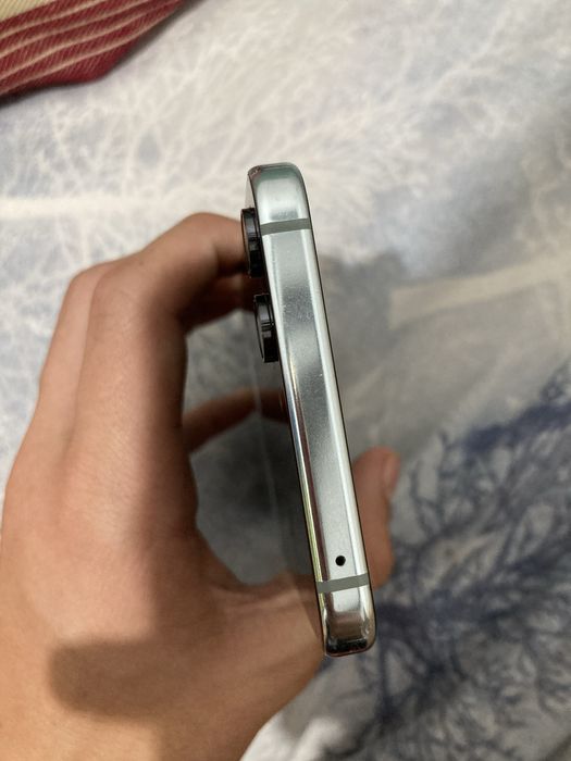 Samsung z flip 5 за части