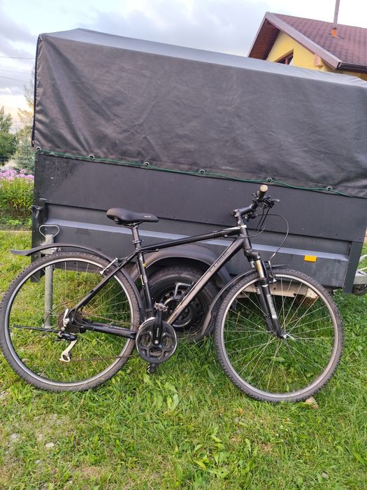 Bicicleta Trekking / Cross CUBE Curve 28 inch
