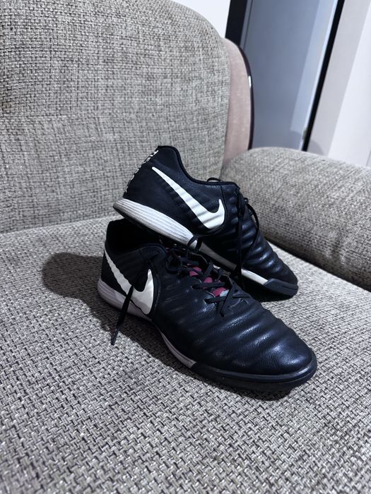 Бутсы Сороконожки Nike Tiempo Phantom