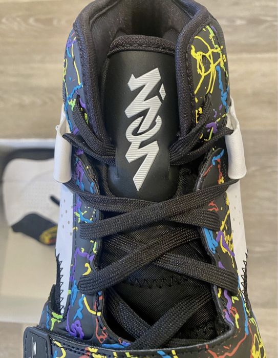 ОРИГИНАЛНИ маратонки NIKE Zyon 2