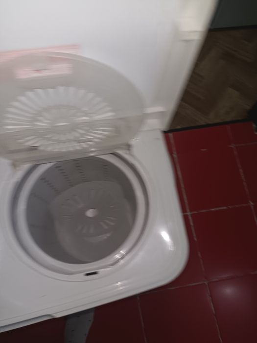 Продам машинку полуавтомат