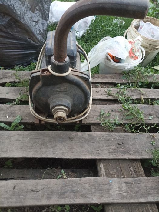 Продам насос для воды