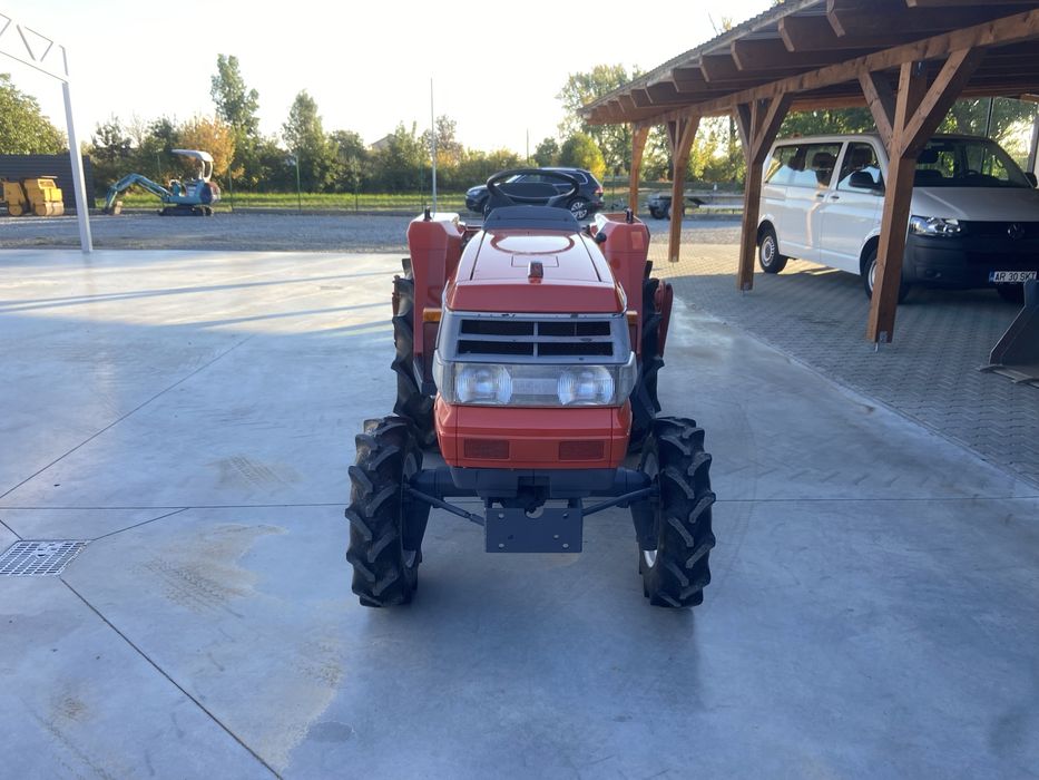 Tractor japonez Kubota GL23, 4x4, 23cp + feza