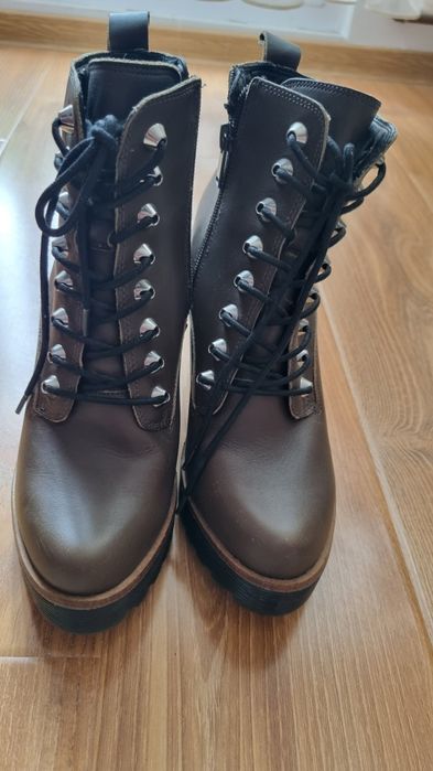 Botine de piele Aldo