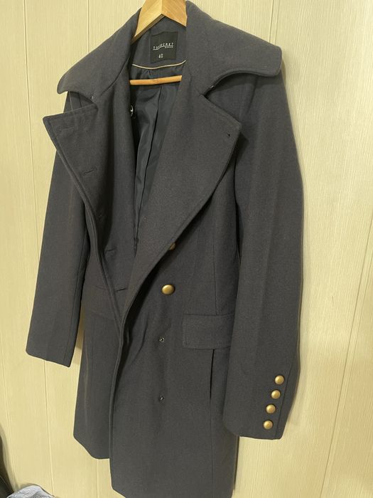 Пальто новое темно серое