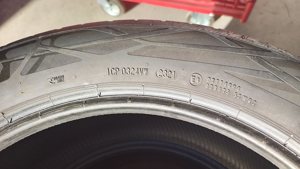 Continental 235/50/19