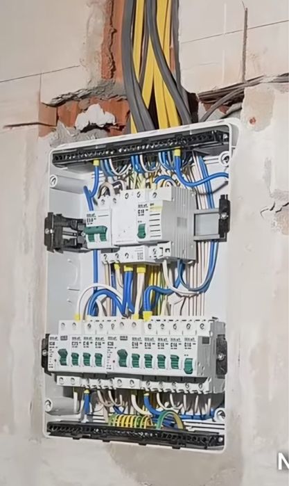 Electrician /instalatii electrice