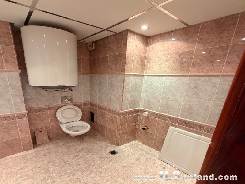 Продава се Многостаен апартамент в Варна, Окръжна болница - 195 кв.м за 1944 €/кв.м - Снимка #7
