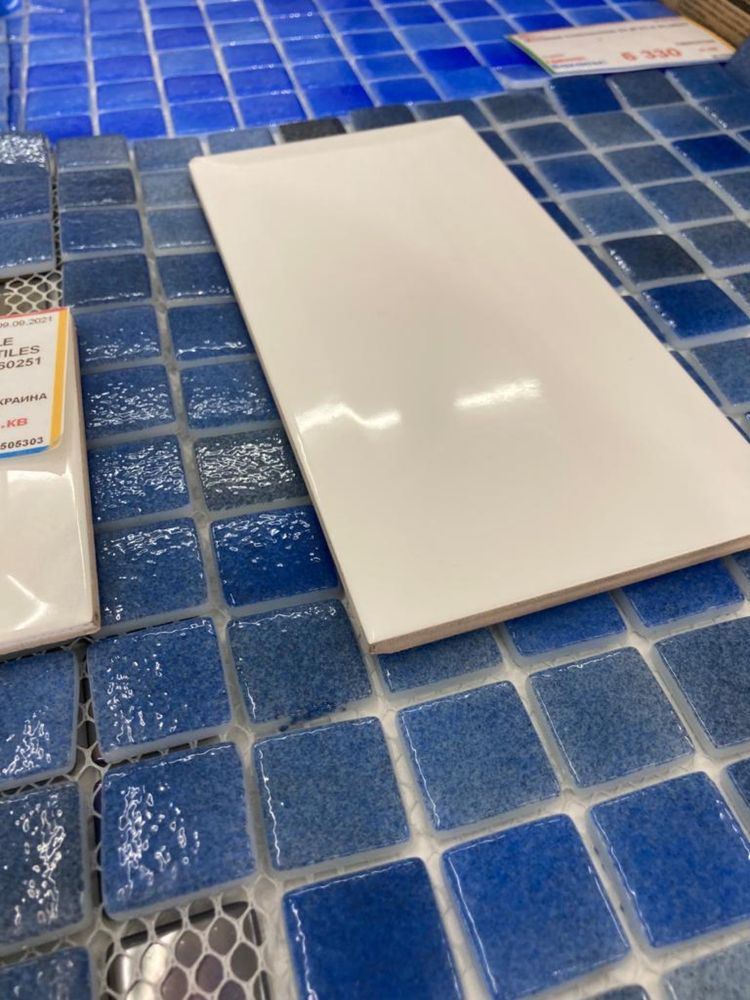 Плитка (кафель) кабанчик Metrotiles 20x10 белая, глянец, с фаской: 3 ...