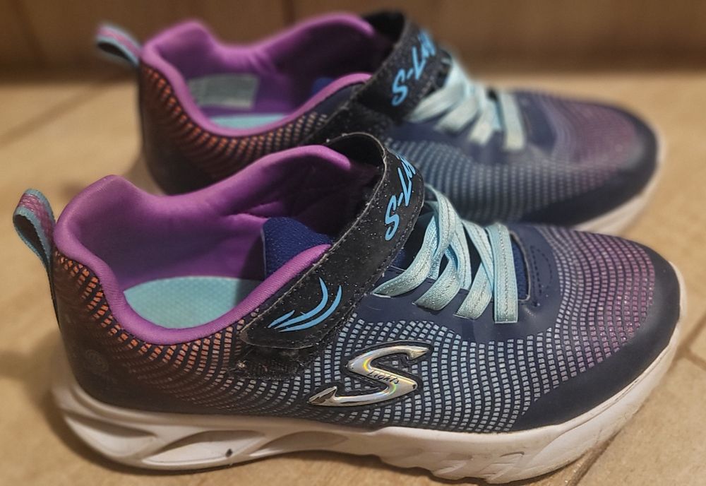 Adidaşi Skechers S-Light mărimea 35