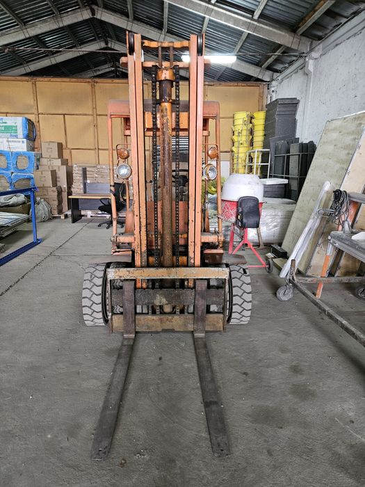 Газокар Uni Truck