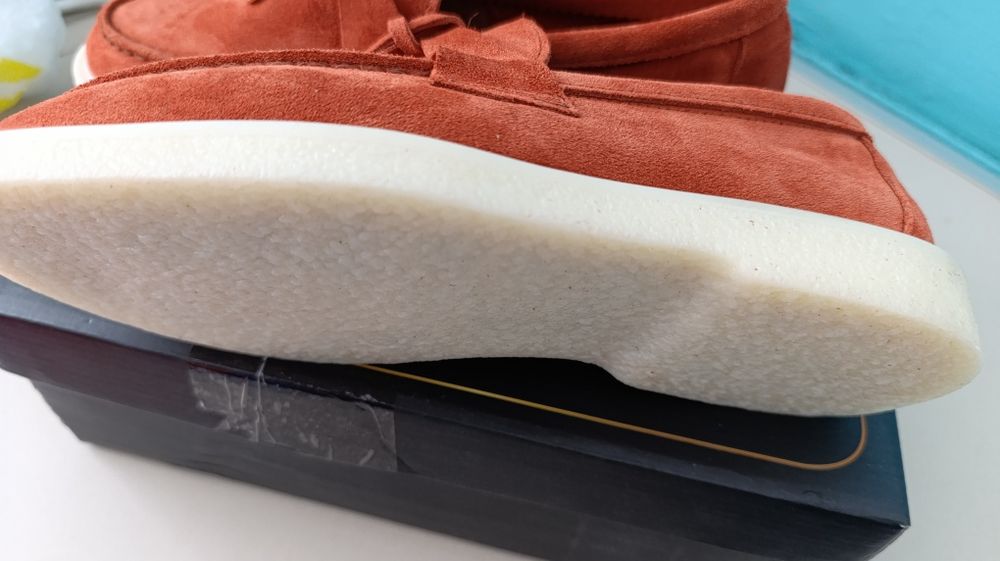 Женская обувь лоферы