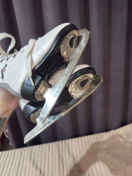 Коньки 26 рр, идеальное состояние