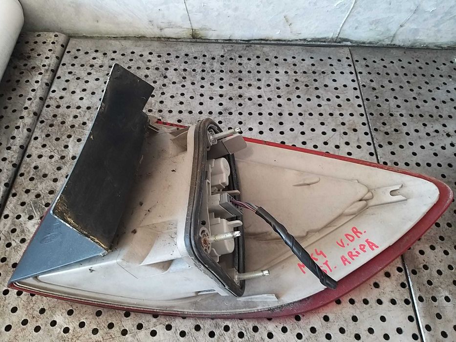 Stop tripla lampa stanga aripa ford mondeo mk4 break 2007 7s7113405b
