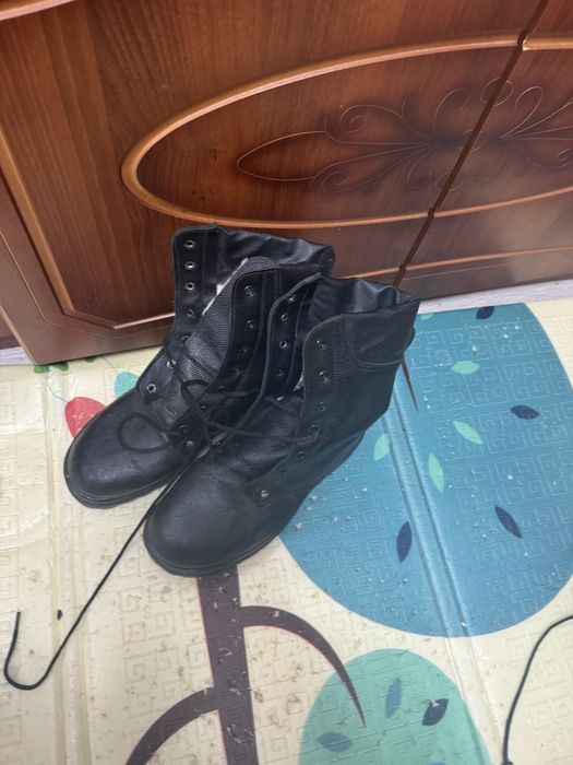 Продам зимние берцы