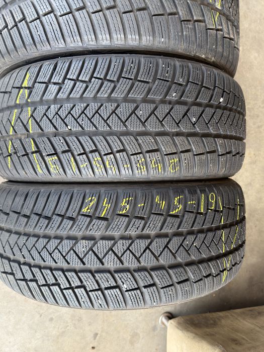 Vand set anvelope 245/45/19-275/40/19 vredestein de iarnă ca noi