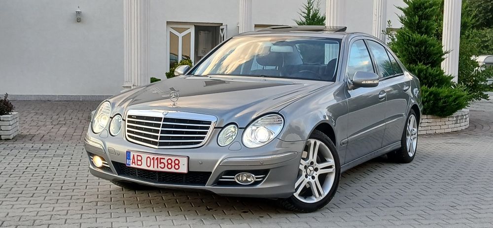 MERCEDES-BENZ E-Class