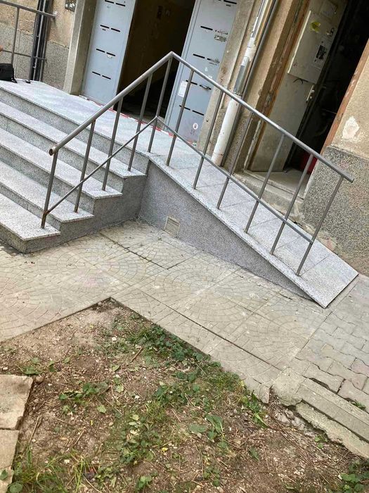 Лепене на камък и гранит