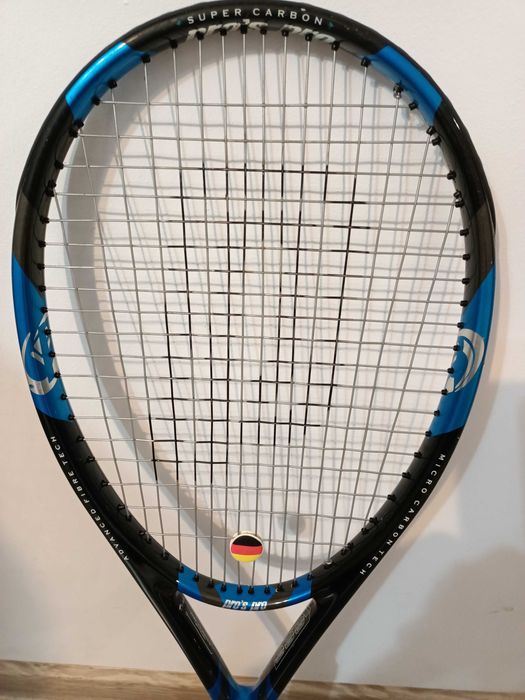 Rachetă tenis de câmp