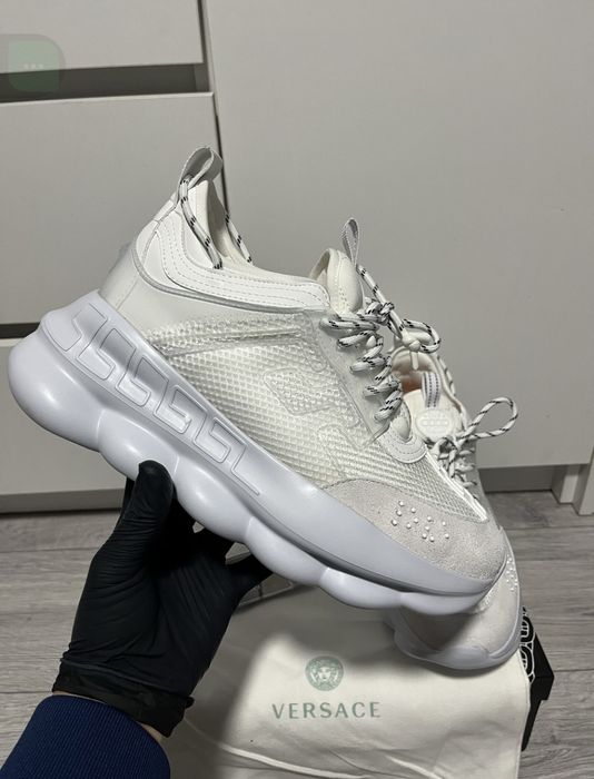 Versace Chain reaction