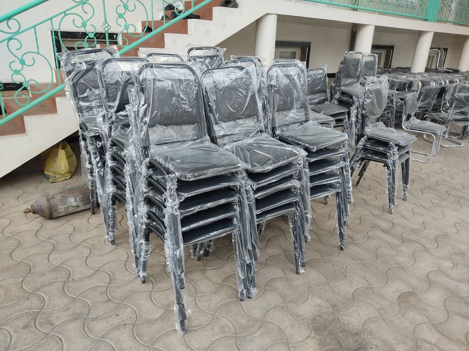 Viktor stullari "CARDİNAL mebel"