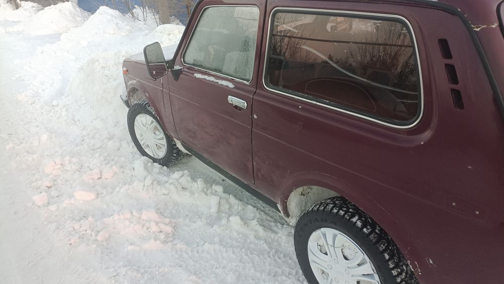 Продам ваз 21213