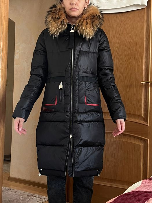 Продам пуховик 42.44 размер