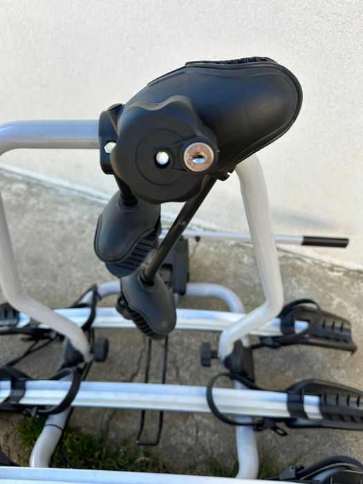 Стойка за три колела