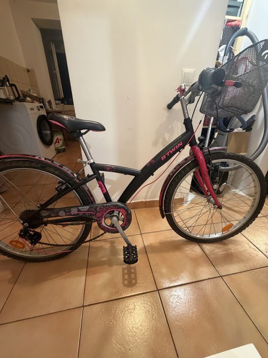 Vand doua biciclete
