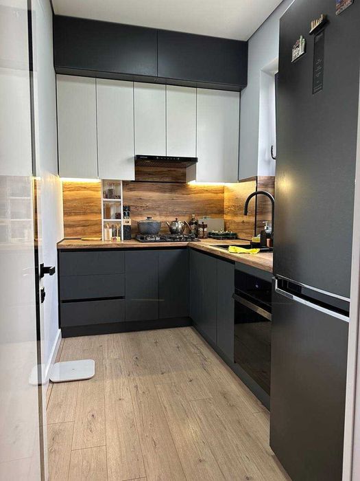 Продаётся своя стильная 1-комнатная квартира, массив Кара-камыш 1/3