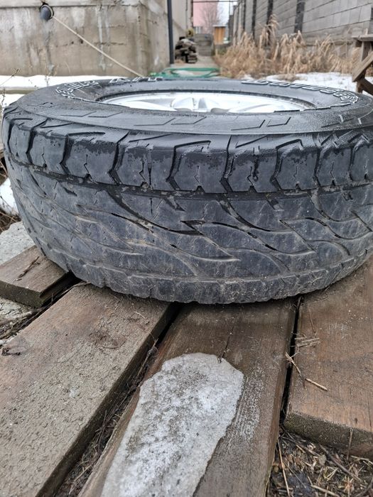 Продам диск с резиной