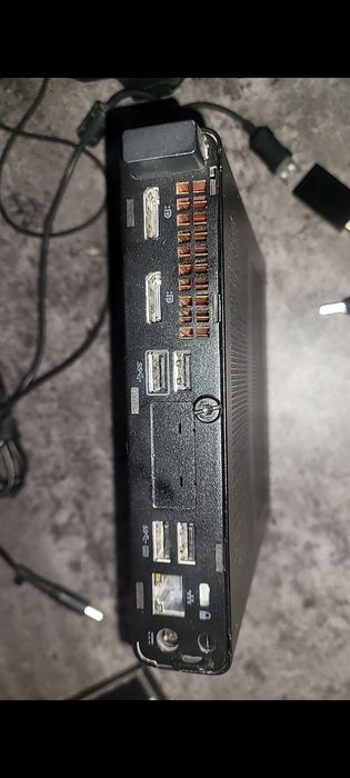 Продаётся мини пк на ryzen 5 pro 3400g