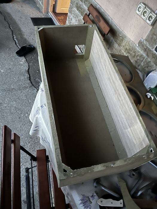 Vand doua subwoofere jbl