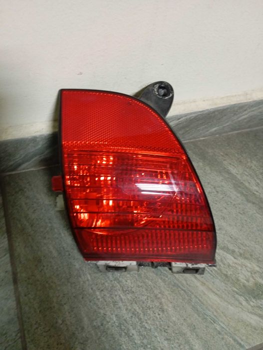 Задни светлини за мъгла и светлина за заден ход Пежо 2008
