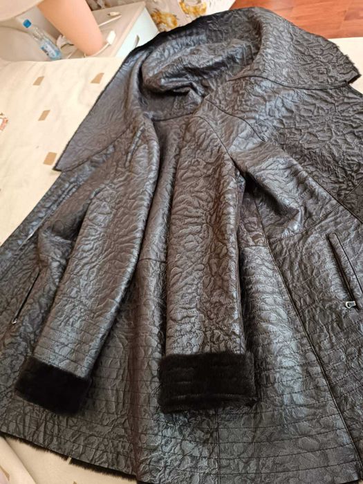 Кожено яке, дамско естествена телешка кожа - 280 €