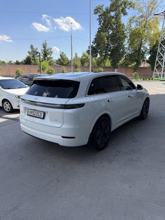 Li 7 ultra 2024 yil
