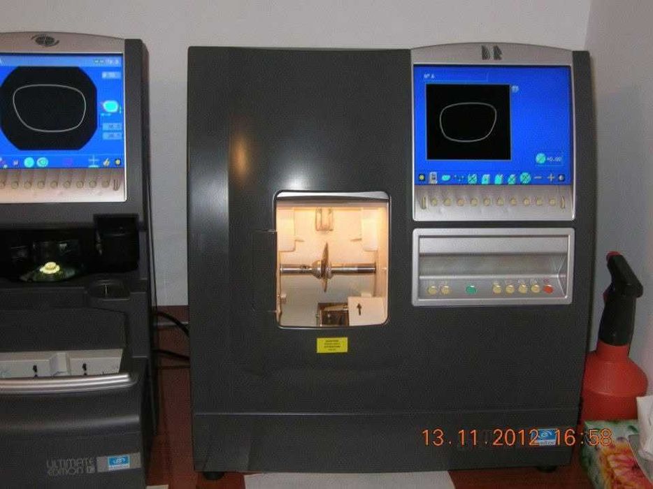 Ansamblu mobilier optică medicală + Essilor Kappa CTD Ultimate Edition