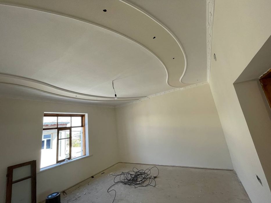 Ассаламу Алайкум тошми постидан 7 км кирганда уй сотилади 4 хонали+ па