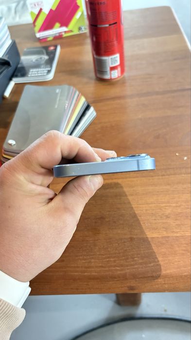 Iphone 14 128bg blue