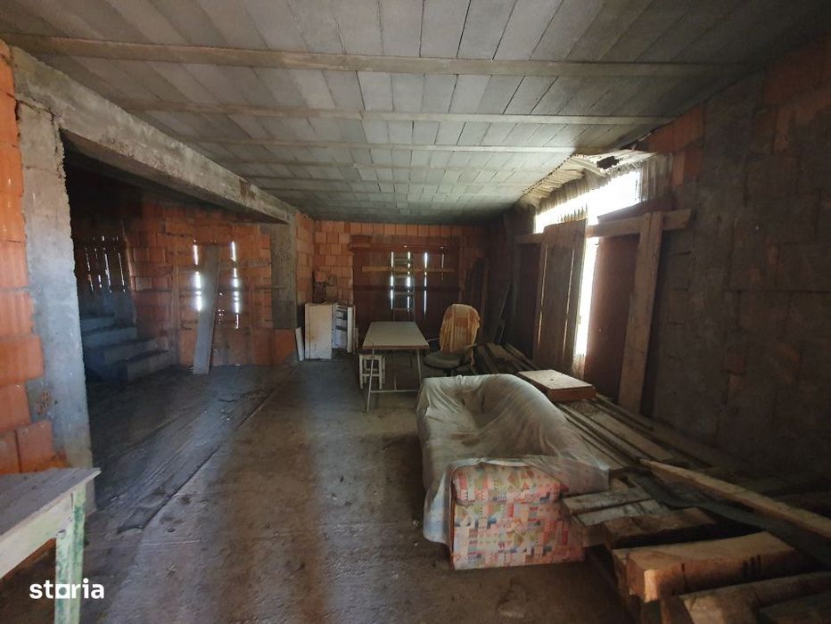 Casa individuala la rosu, intabulata - Uliuc - Sacosu Turcesc