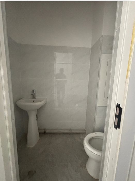 Yangi uy hech klm yashamagan