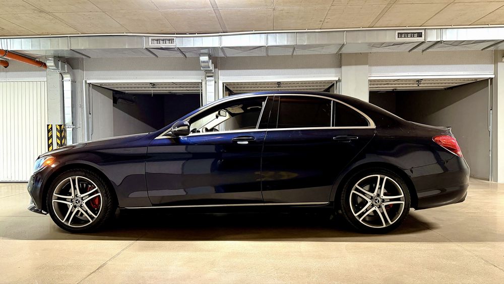 Mercedes Benz C300