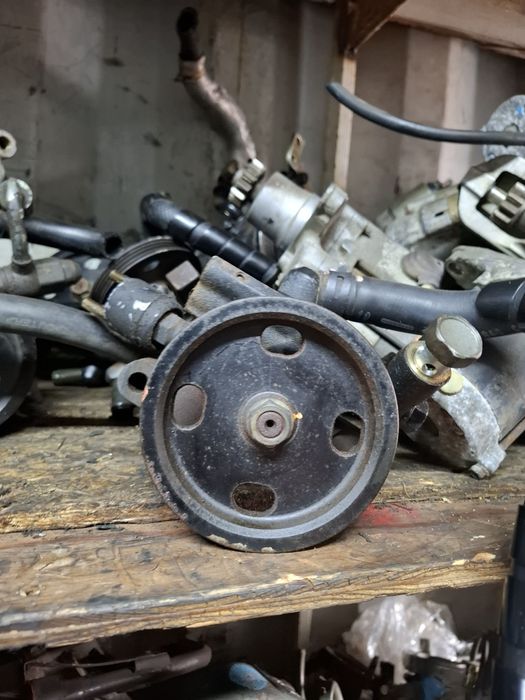 Гур насос Тойота Карина Е  2 объём 3S-FE