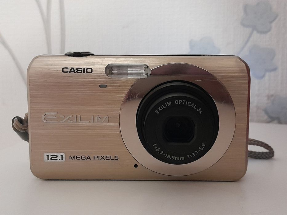 Aparat foto digital Casio Ex Z 90