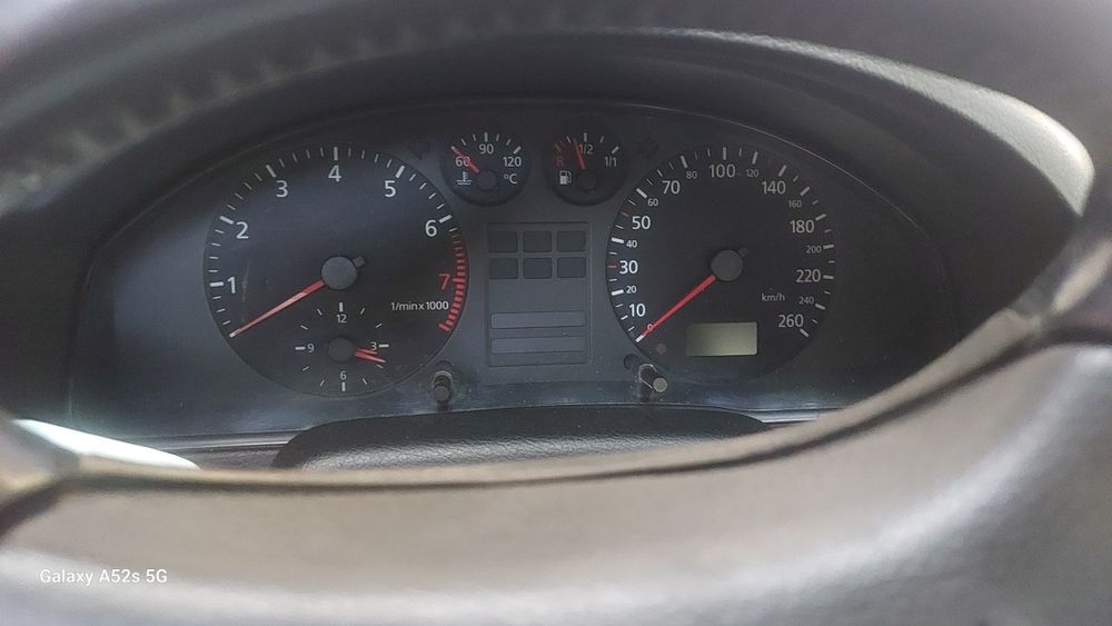 Ауди А4 B5 1.6 На части