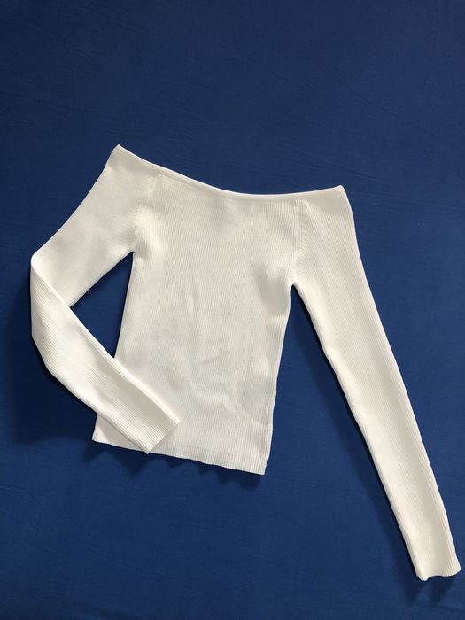 Bluzita scurta marimea 2XS