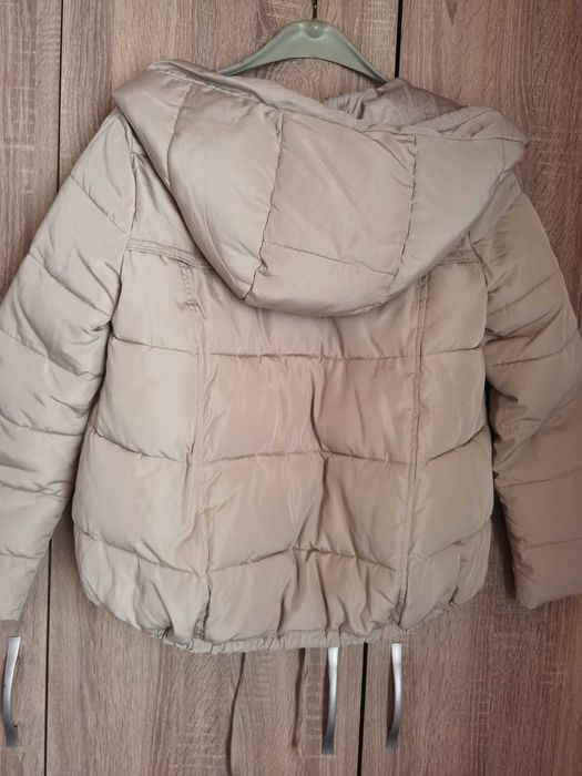 Оригинално дамско яке Guess